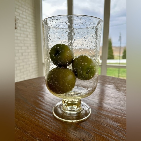 BUBBLE GLASS, FOOTED PEDESTAL VASE. CLEAR, THICK GLASS. NO CRACKS OR CHIPS. - Picture 1 of 9